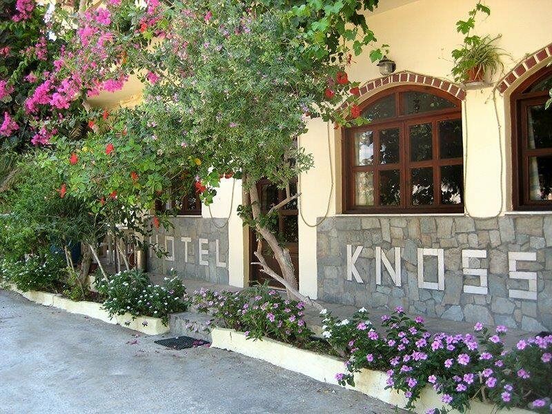 Knossos Hotel Каламакі Екстер'єр фото