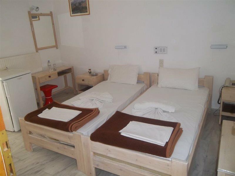 Knossos Hotel Каламакі Екстер'єр фото