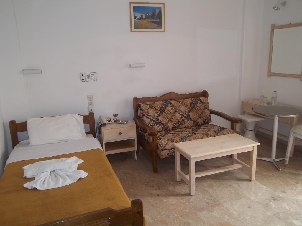 Knossos Hotel Каламакі Екстер'єр фото
