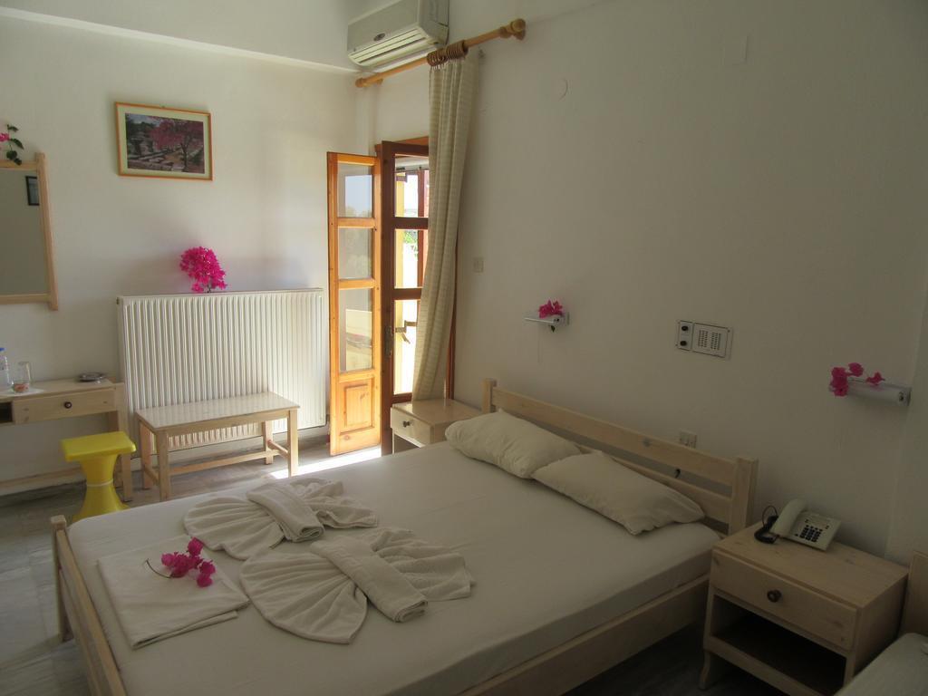 Knossos Hotel Каламакі Екстер'єр фото