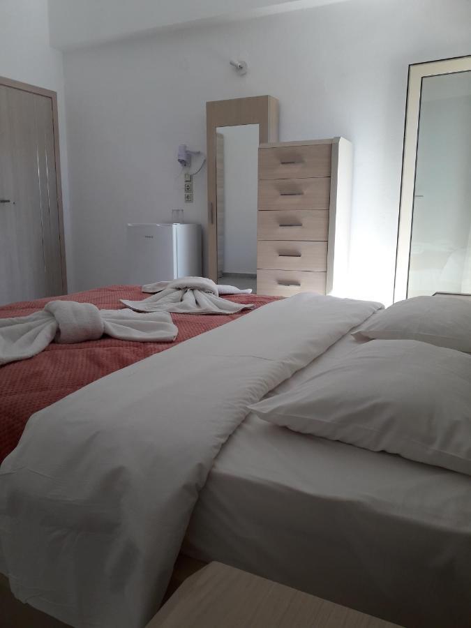 Knossos Hotel Каламакі Екстер'єр фото